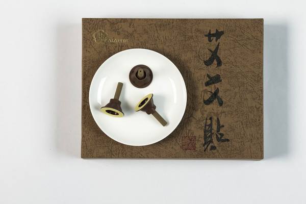 艾艾贴，漂亮的不像实力派！