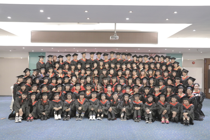 14期艾艾贴商学院毕业典礼 | 在花开的季节谱写青春的乐章