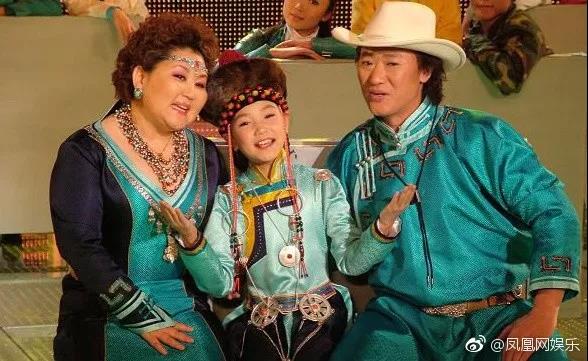 突发！“吉祥三宝”中的父亲因心梗猝死，黄金十秒急救快学起来！