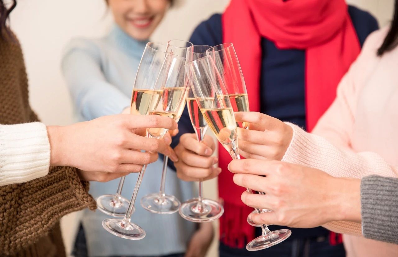 国庆聚会必备丨1小时醒酒妙招，一个好老婆的必备常识。